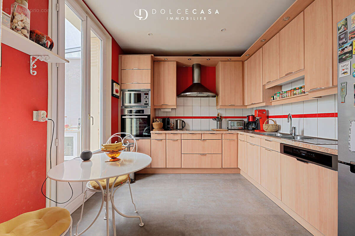 Maison à LE PERREUX-SUR-MARNE