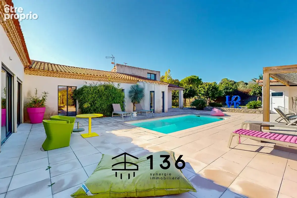Maison 5 pièces 215 m² à vendre à Saint-Mathieu-De-Treviers (34270) - photo 2