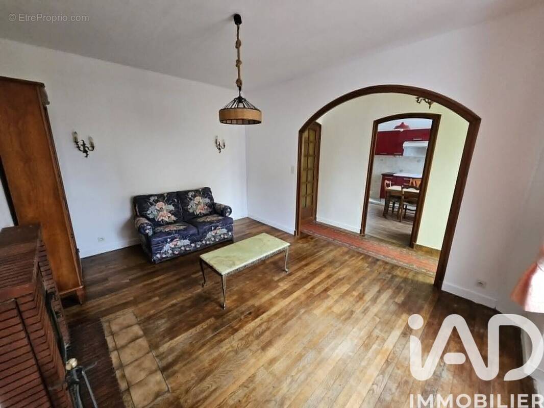Photo 1 - Maison à CLEDEN-POHER