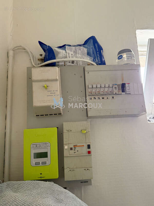 Appartement à VEAUCHE