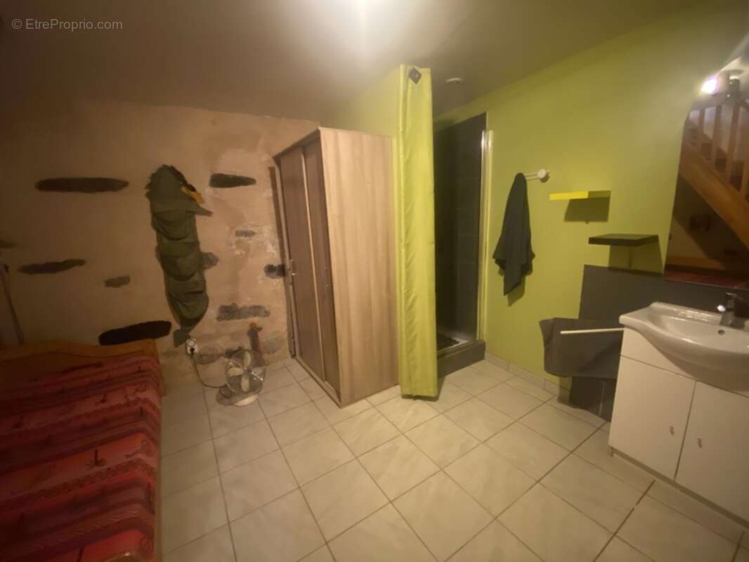 Dpt Pyrénées Orientales (66), à vendre RIA SIRACH Maison 5 pièces 122 m² 2 logements séparés - photo 11