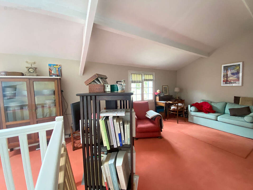 Maison à MONTLIGNON