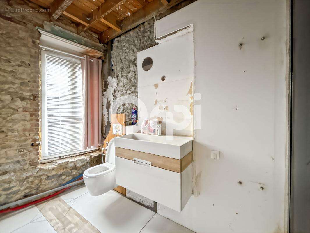 Maison à SAINT-MARTIN-BOULOGNE