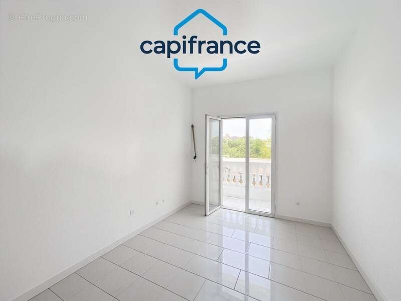 Appartement à SAINTE-SUZANNE