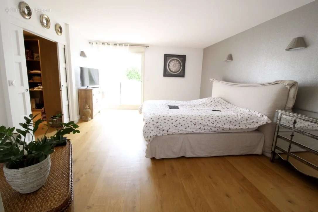 Maison à OZOIR-LA-FERRIERE