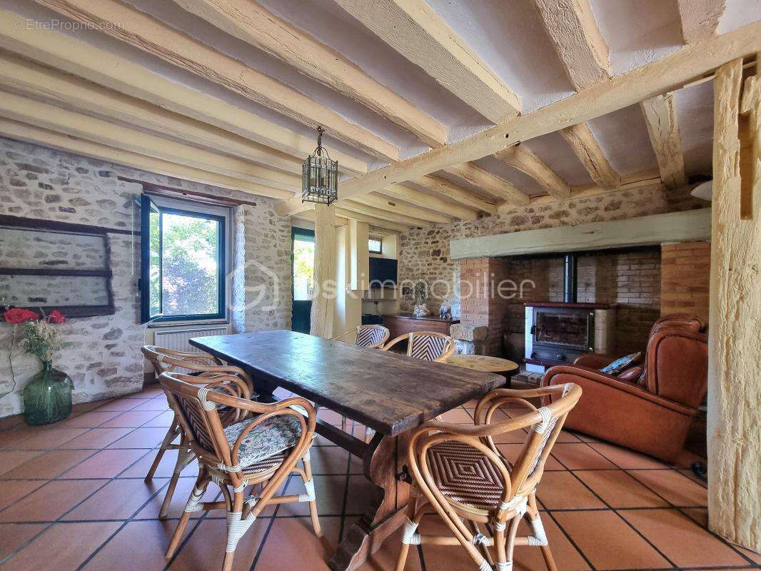 Maison en pierre_ 4 chambres_ jardin ! - photo 5