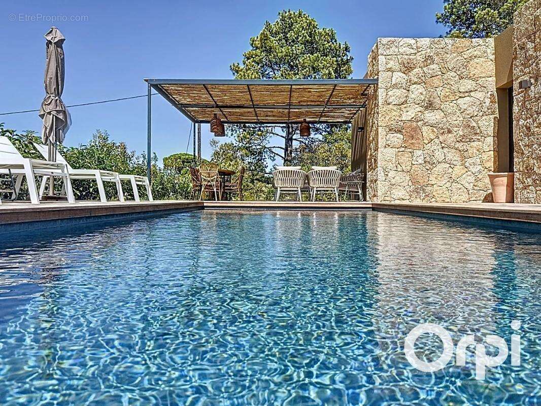 Maison à PORTO-VECCHIO