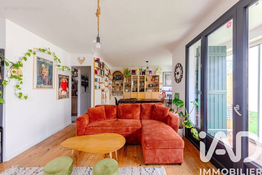 Photo 1 - Maison à L'ISLE-ADAM