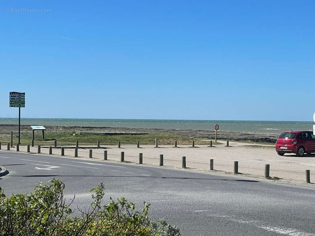 Terrain à LA PLAINE-SUR-MER