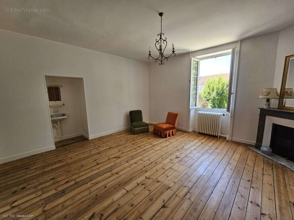 Belle Maison De Ville Avec Jardin Clos de Murs - photo 25
