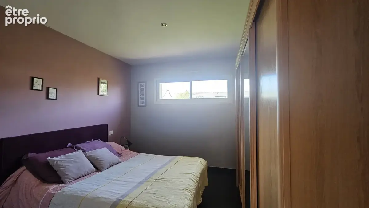Belles prestations pour cette maison (150 m2) sur terrain de 563 m2 clos. - photo 10