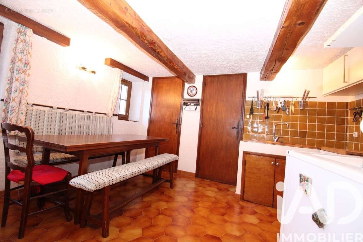 Maison 90 m² à La Bastide  - photo 7