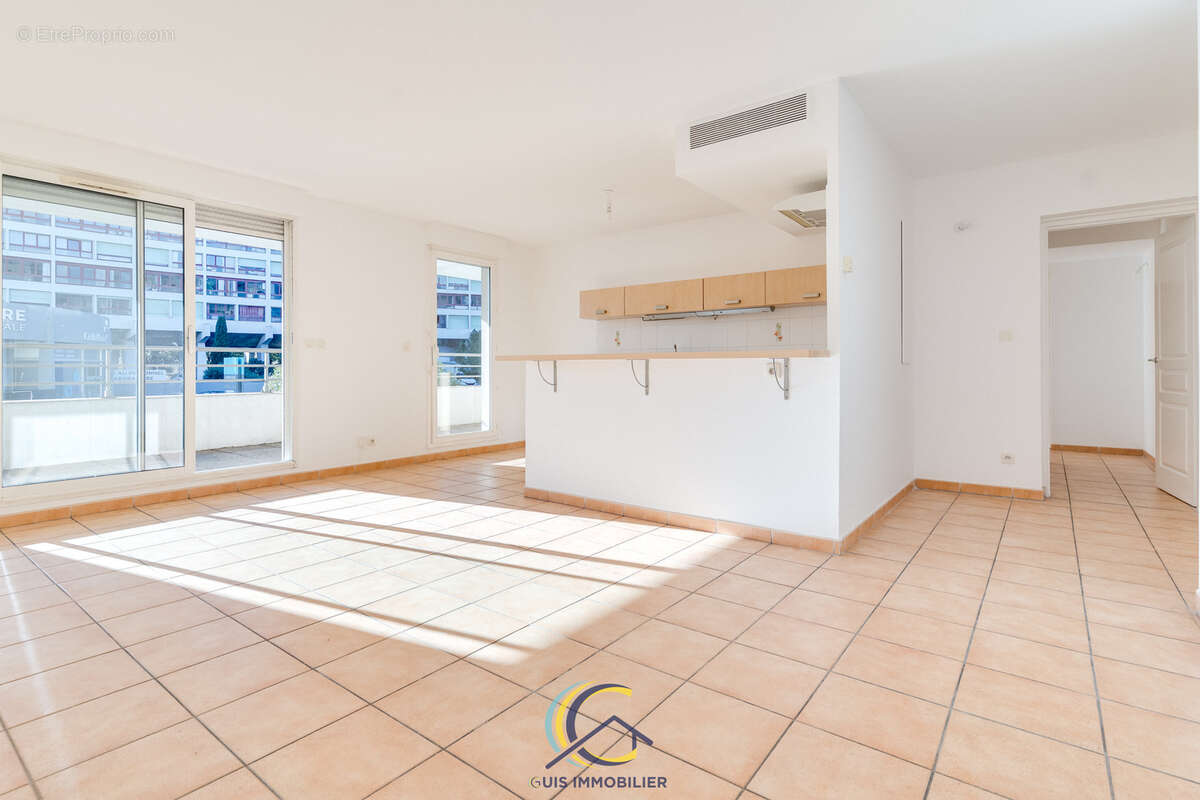 Appartement à MARSEILLE-8E