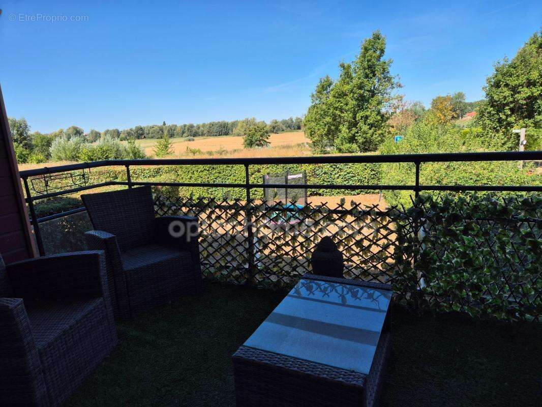 Appartement T3 au calme avec parking - photo 3