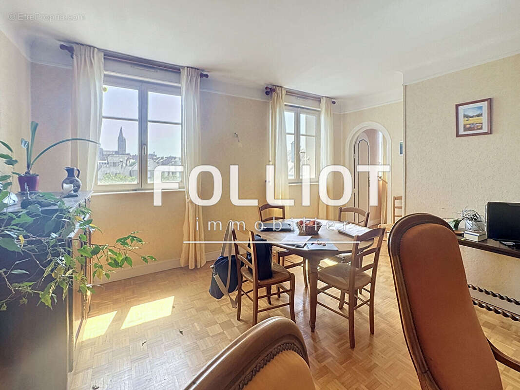 Appartement à COUTANCES