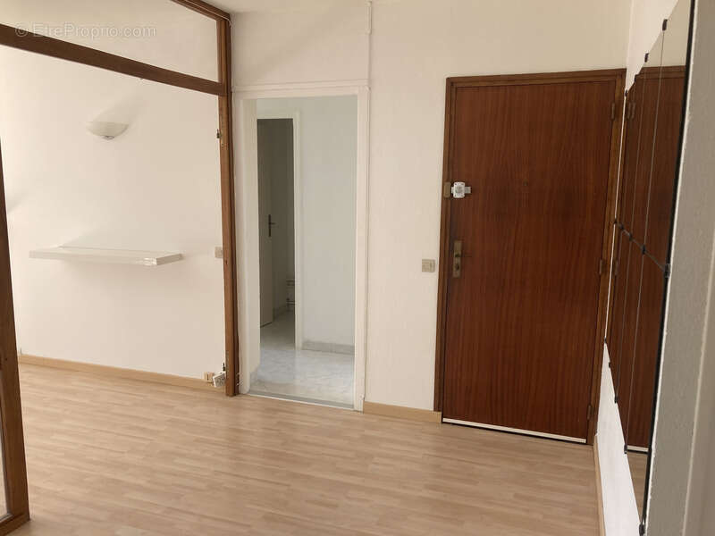 Appartement T3 à vendre ROUEN rive droite, surface habitable 75 m2 + cave + 2 places de parking - photo 11