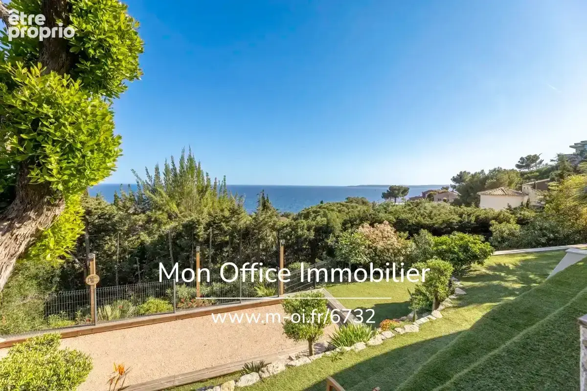 Référence : 6732-JDO - Villa d’exception avec vue mer panoramique aux Issambres - photo 22