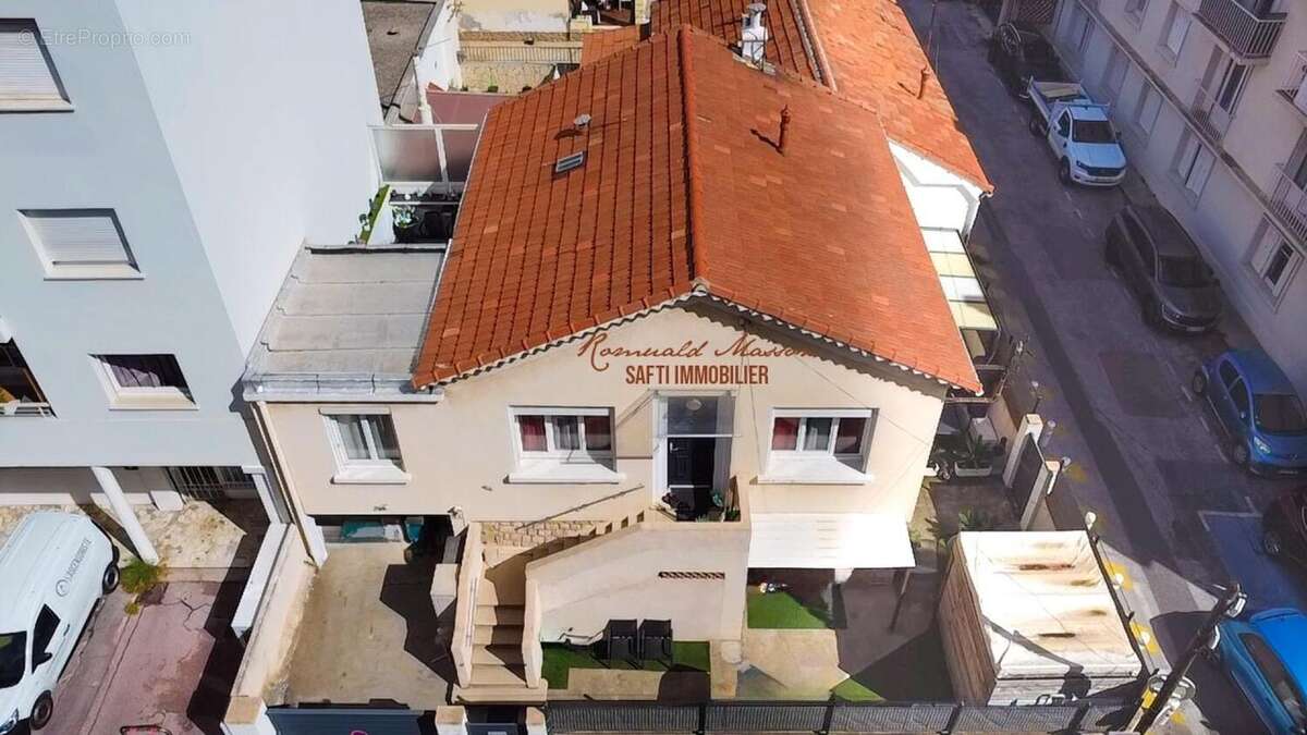 Photo 3 - Maison à TOULON