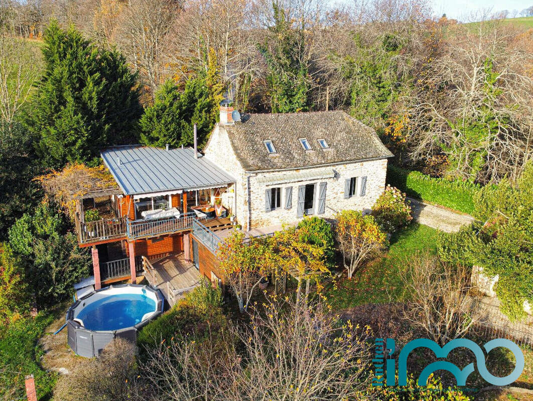 Maison à RIEUPEYROUX