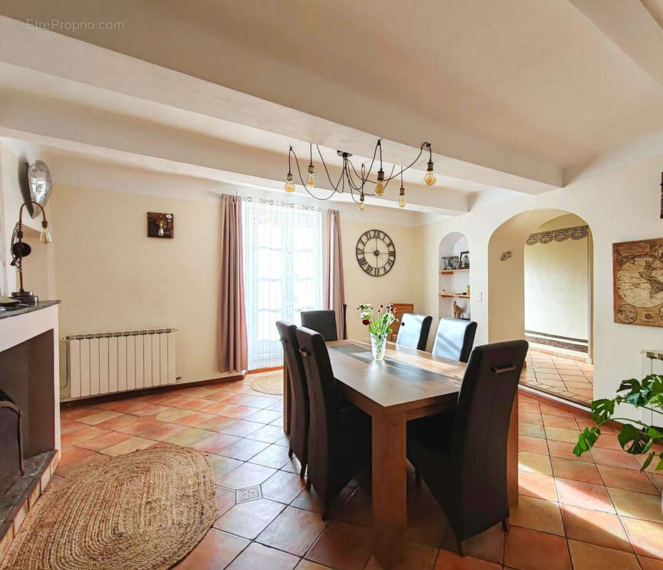 Maison à LA BRILLANNE