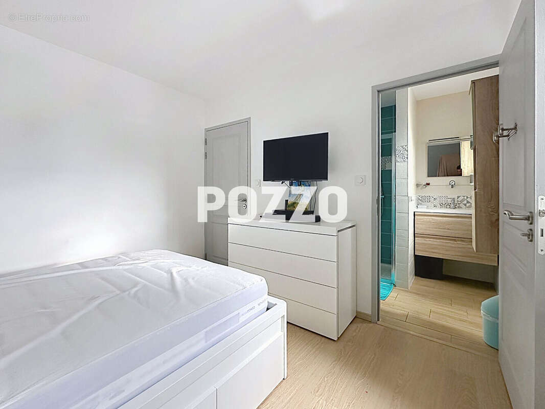 A vendre - Ducey Les Chéris - Maison 6 pièce(s) 106 m² - PLAIN PIED - photo 11