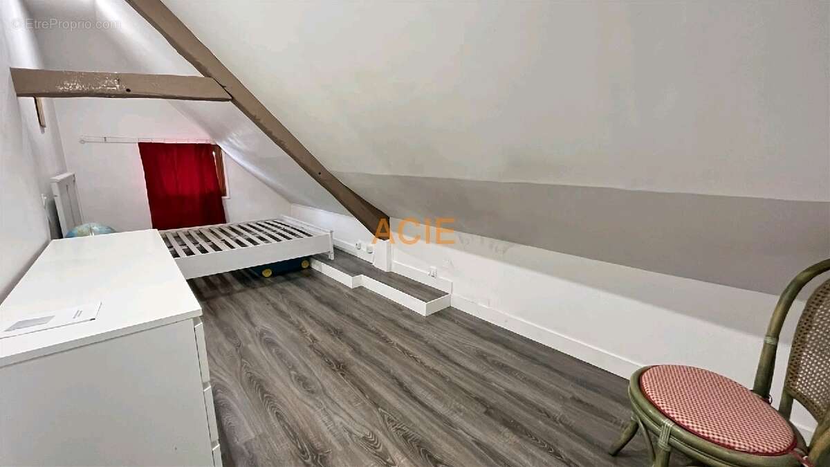 Appartement à LOUVRES