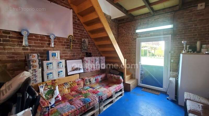 Maison à LATTRE-SAINT-QUENTIN