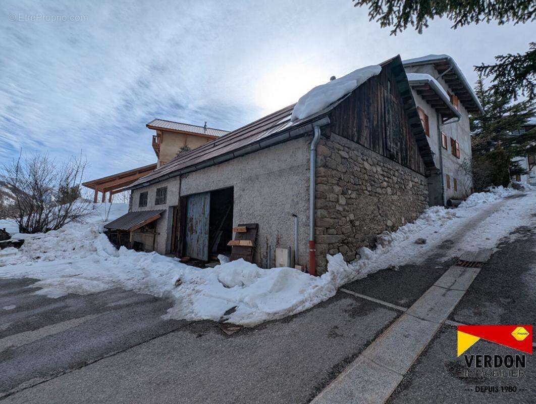Appartement à ALLOS