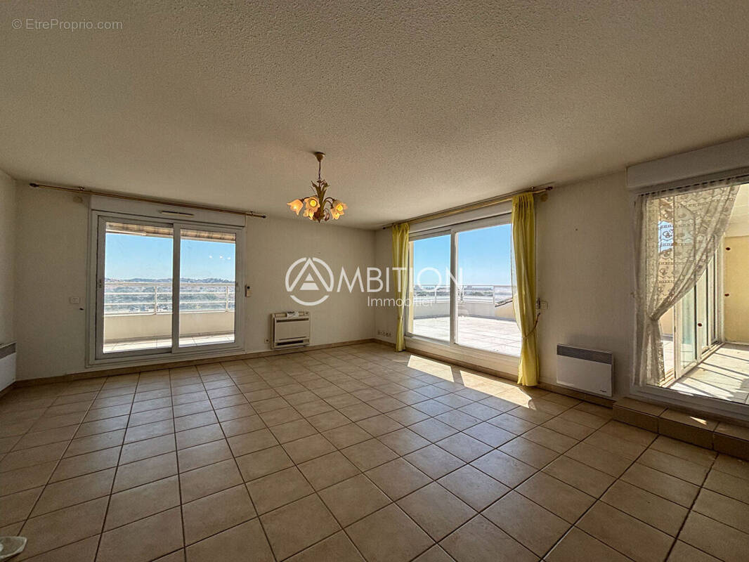 Appartement à FREJUS
