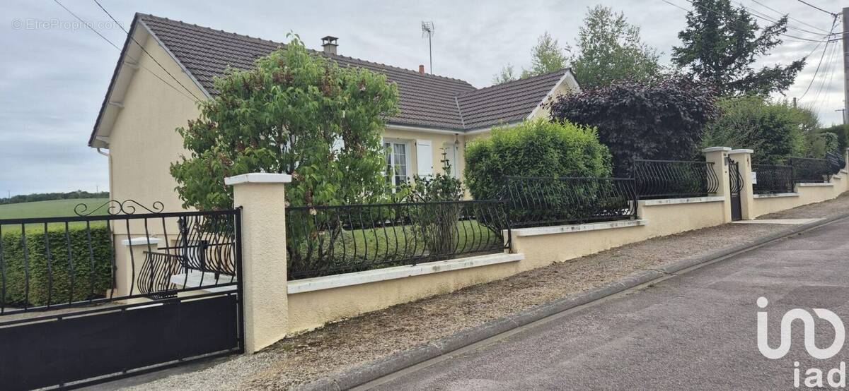 Photo 1 - Maison à MELISEY