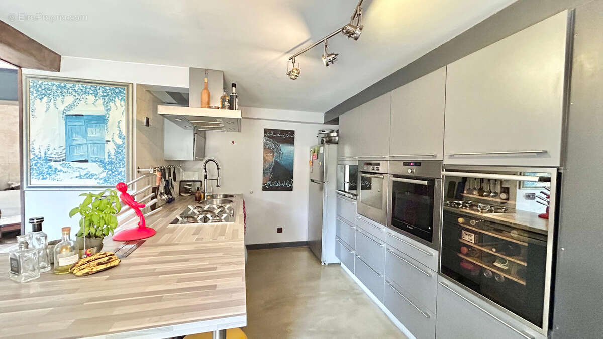 Maison à MONTESQUIEU-DES-ALBERES