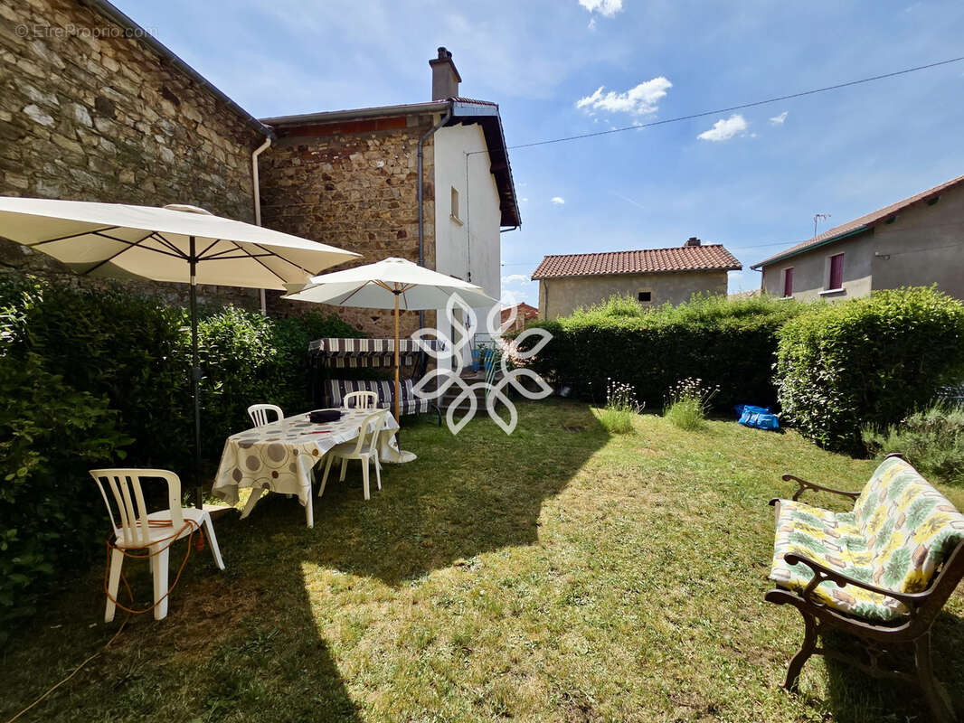 Maison à SAINT-JEAN-SAINT-GERVAIS