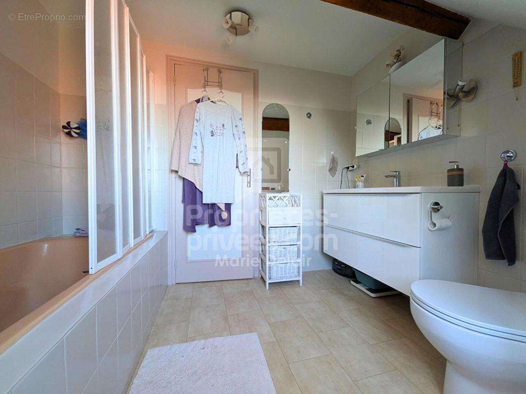 Maison à POUILLY-SUR-LOIRE