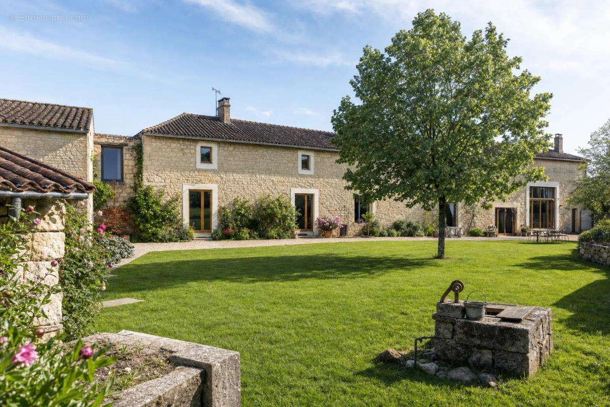 Maison de 7 pièces de 184 m² à Gurunhuel - photo 29