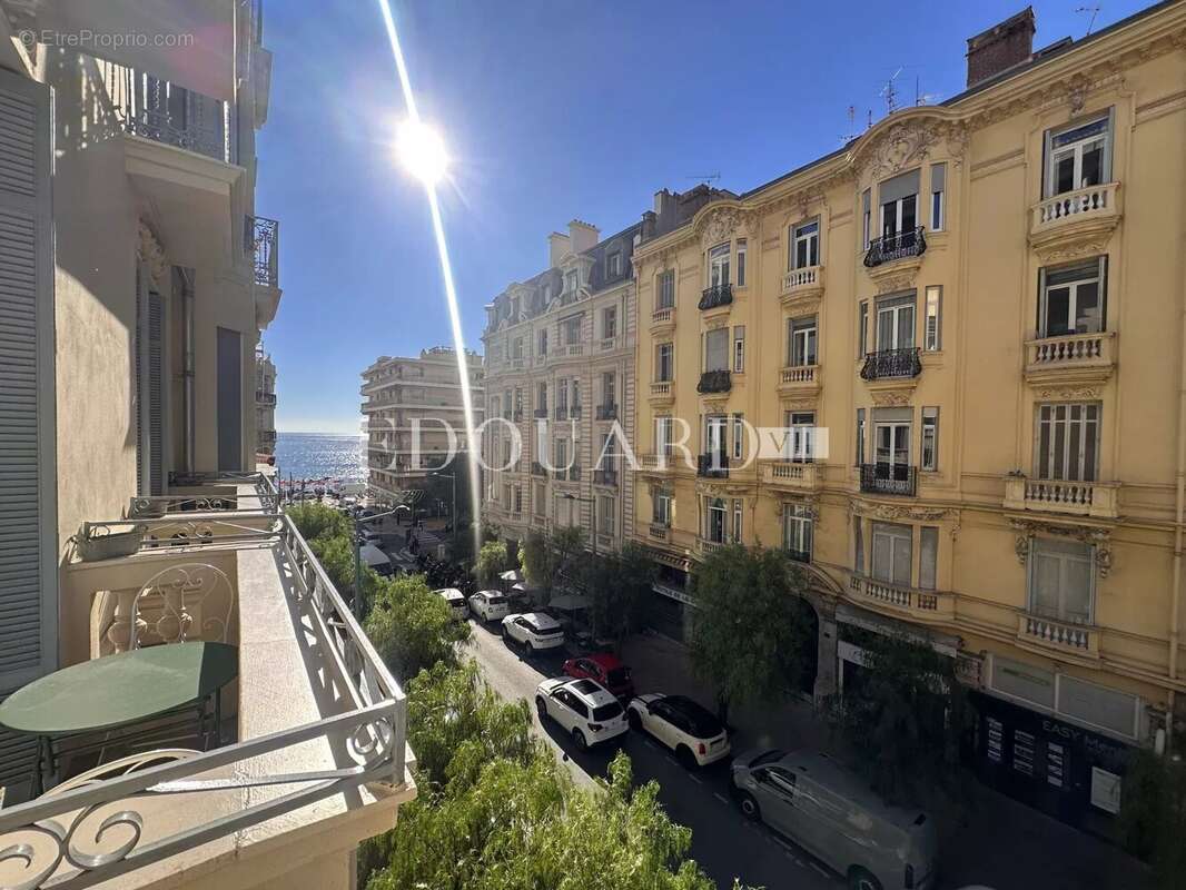 Appartement à MENTON