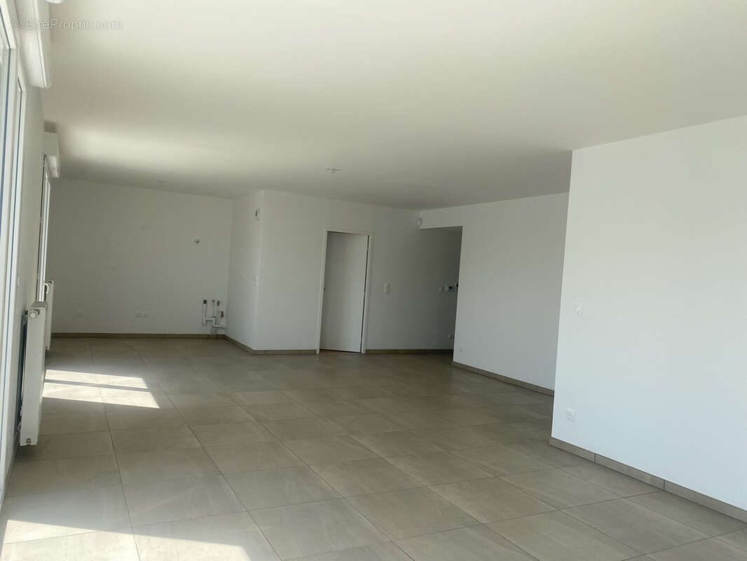 Appartement à CHAMPAGNE-AU-MONT-D'OR