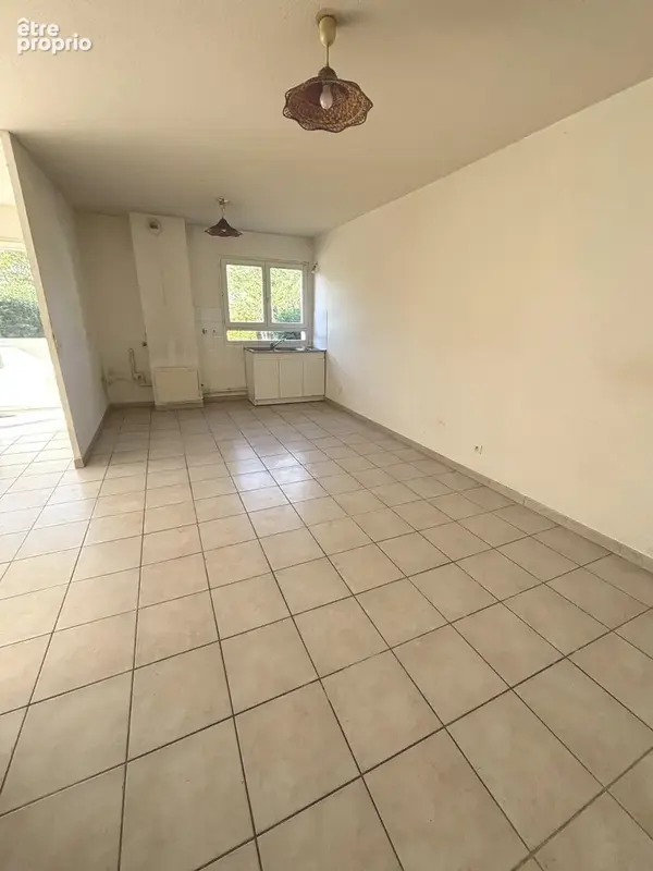 Appartement 2 pièces 50 m² à vendre à Montelimar (26200) - photo 3