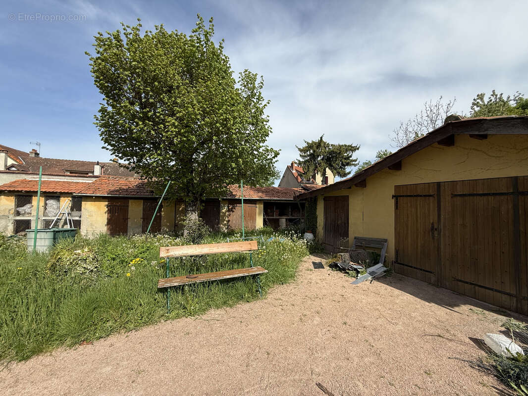 Maison à MAGNET