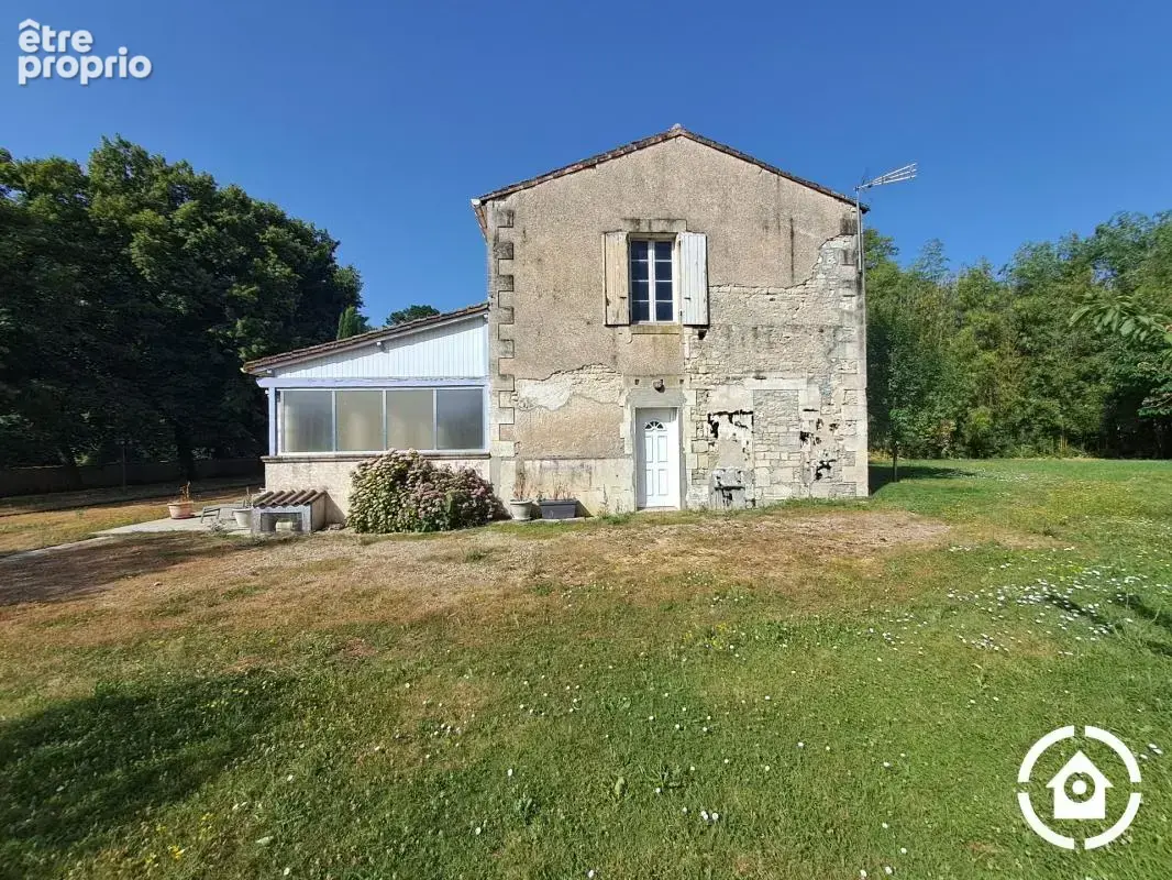 Maison charentaise en pierre - 3 chambres - fort potentiel d'agr - photo 8