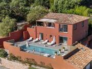 Maison à LES ADRETS-DE-L&#039;ESTEREL