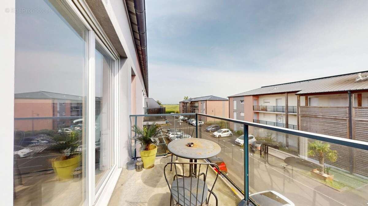 Appartement à COLOMBELLES