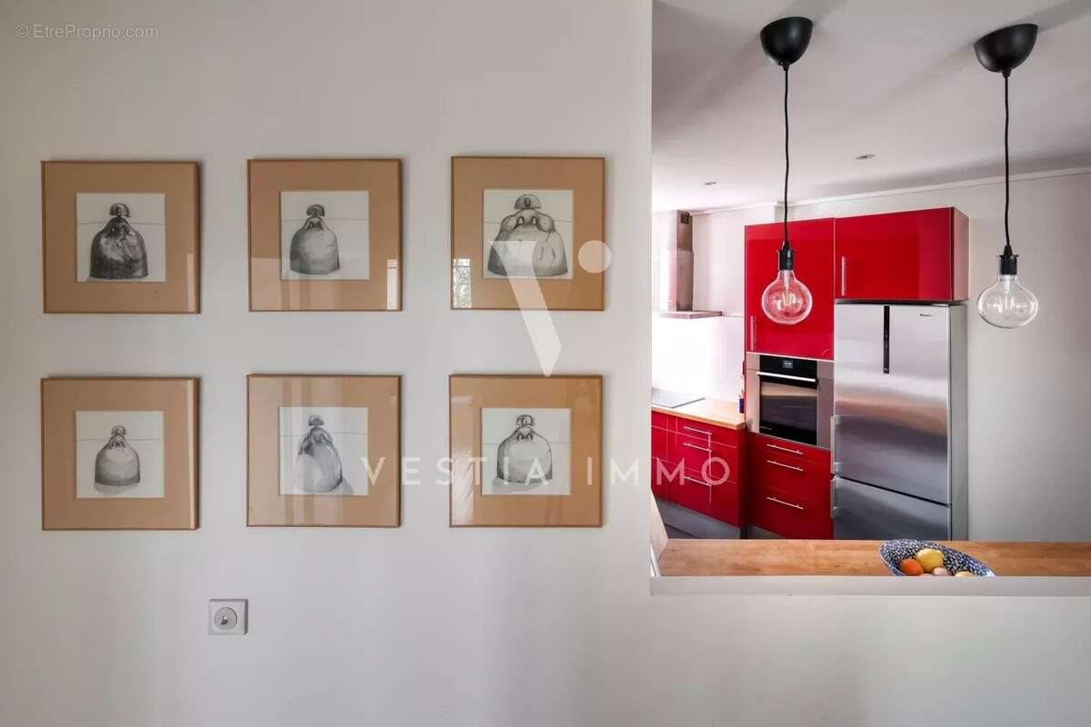 Appartement à LA GARENNE-COLOMBES