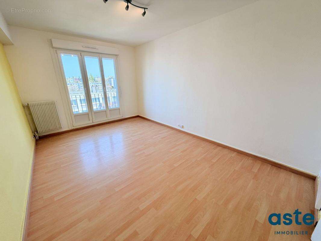 Appartement t3 avec balcon & ascenseur - brest bellevue (rue d - photo 3