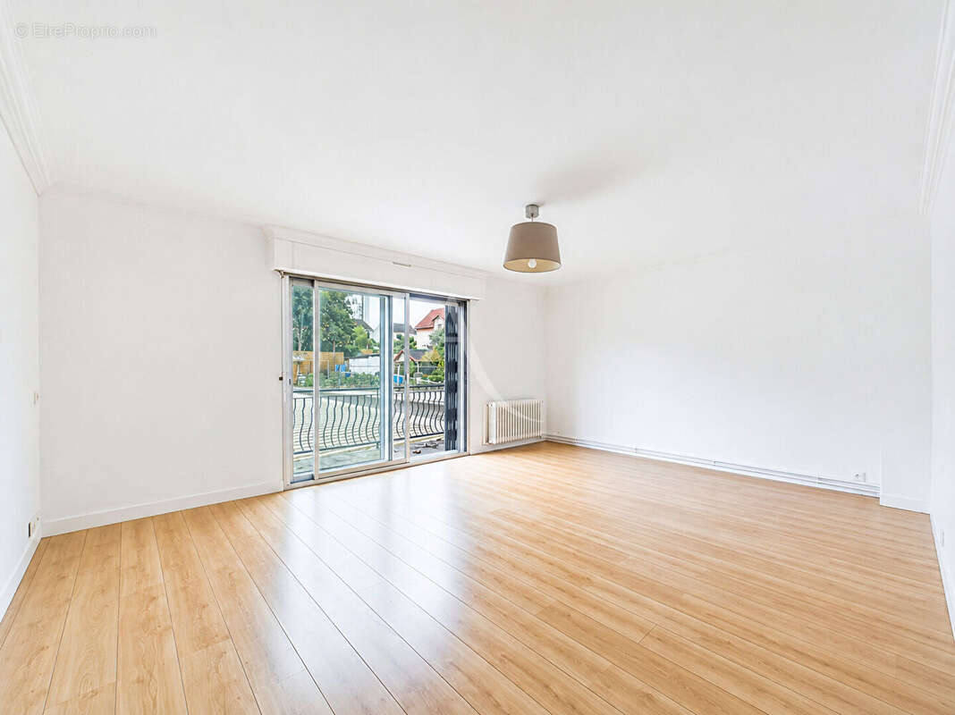 Appartement à BONNEUIL-SUR-MARNE