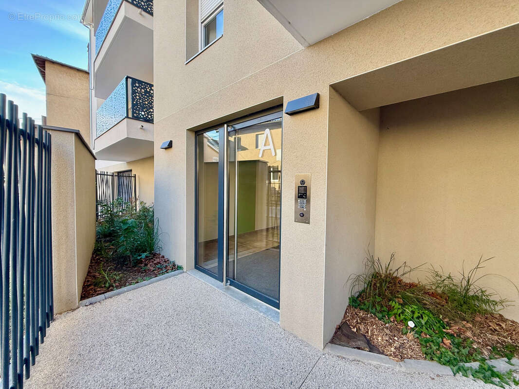 Appartement à LE PEAGE-DE-ROUSSILLON