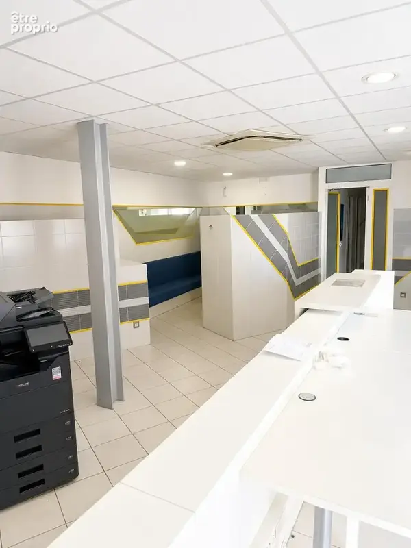 Immeuble de bureaux sollies pont - photo 2