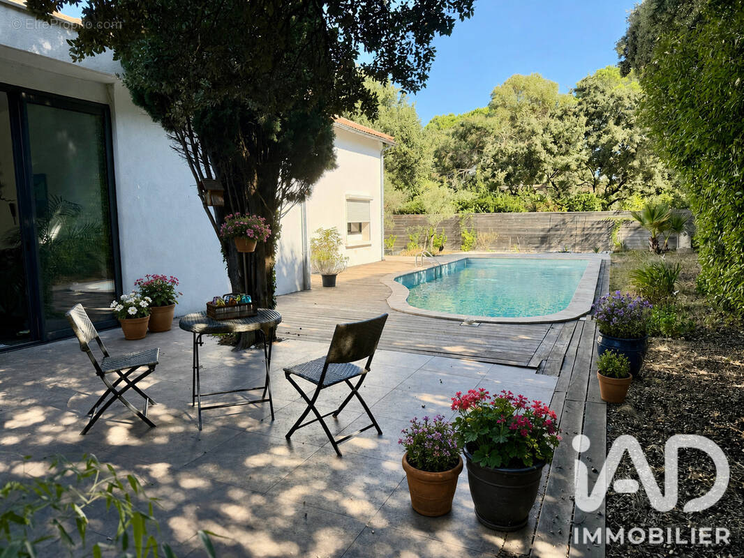 Photo 1 - Maison à VILLENEUVE-LES-AVIGNON