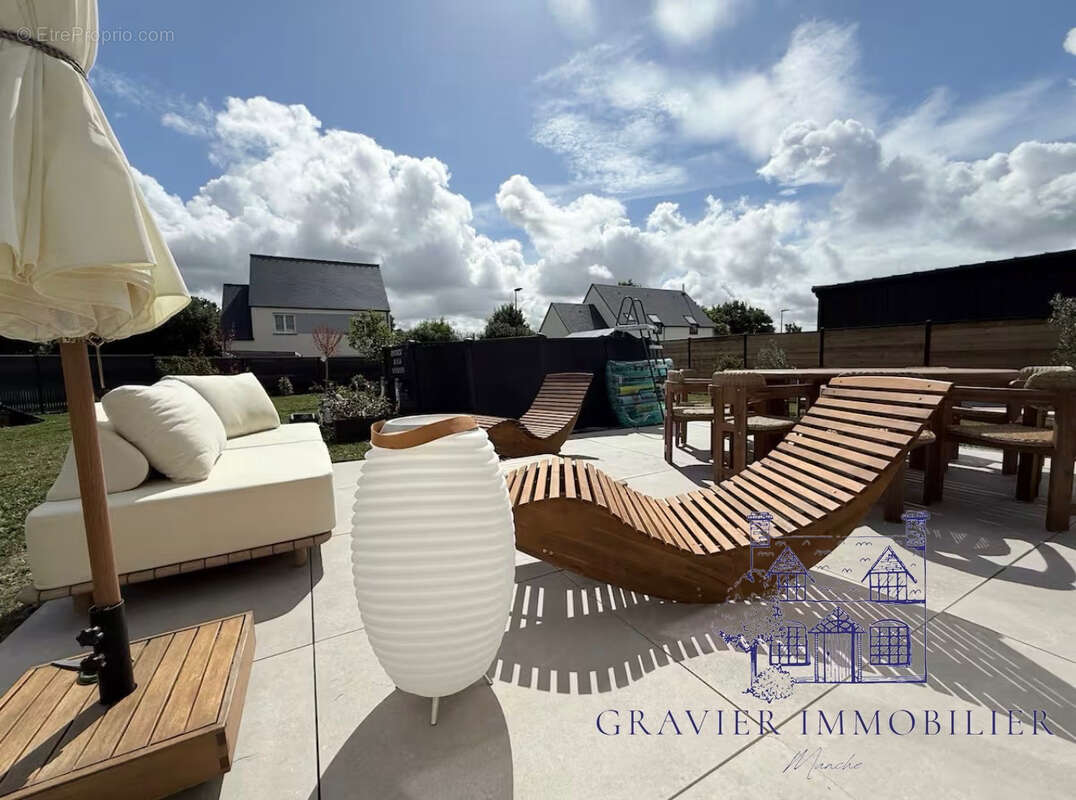 Maison à SAINT-MALO-DE-LA-LANDE