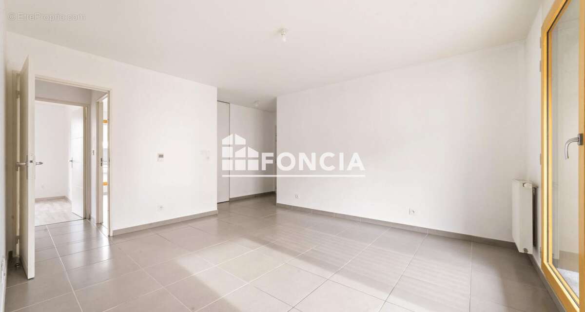 Appartement à LYON-8E