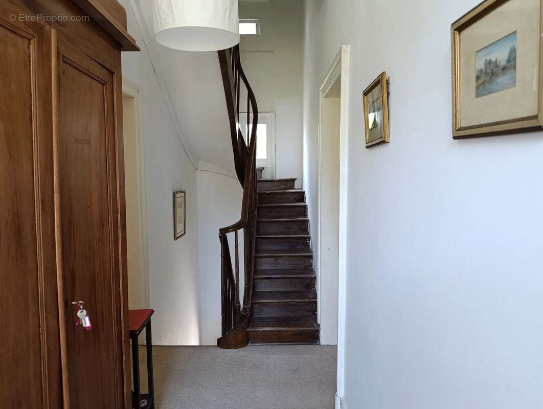 Charmante maison bourgeoise avec piscine - photo 7